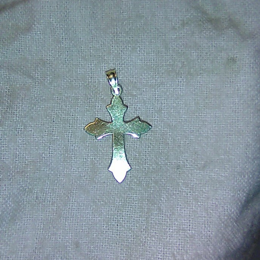 BUNDLE OF CROSS PENDANTS - Picture 5 of 11